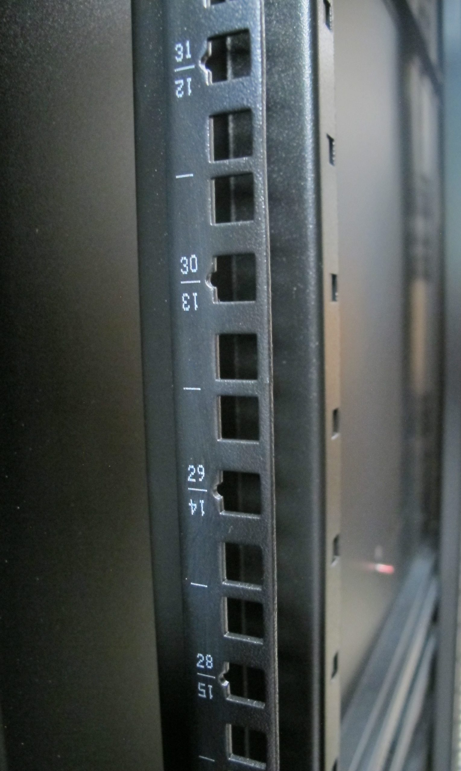 19" Branded Rack Cabinet 45 RU - Image 5
